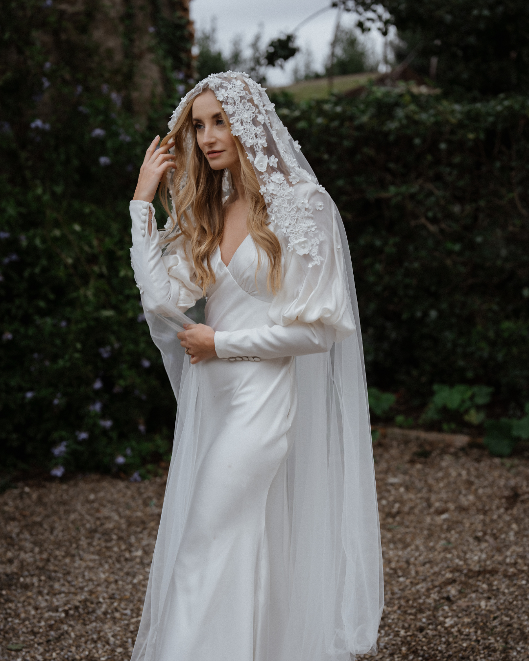 Cortona | Luxury Cathedral Wedding Veil with 3D Floral Lace & Pearls
